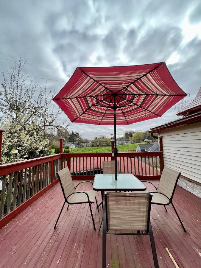 Private Room Tiny With Shared Bathroom Near Seatac Airport And Downtown Seattle Zewnętrze zdjęcie