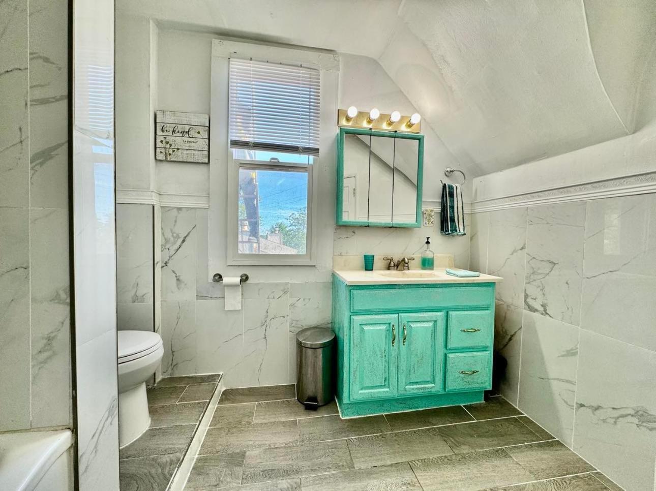 Private Room Tiny With Shared Bathroom Near Seatac Airport And Downtown Seattle Zewnętrze zdjęcie